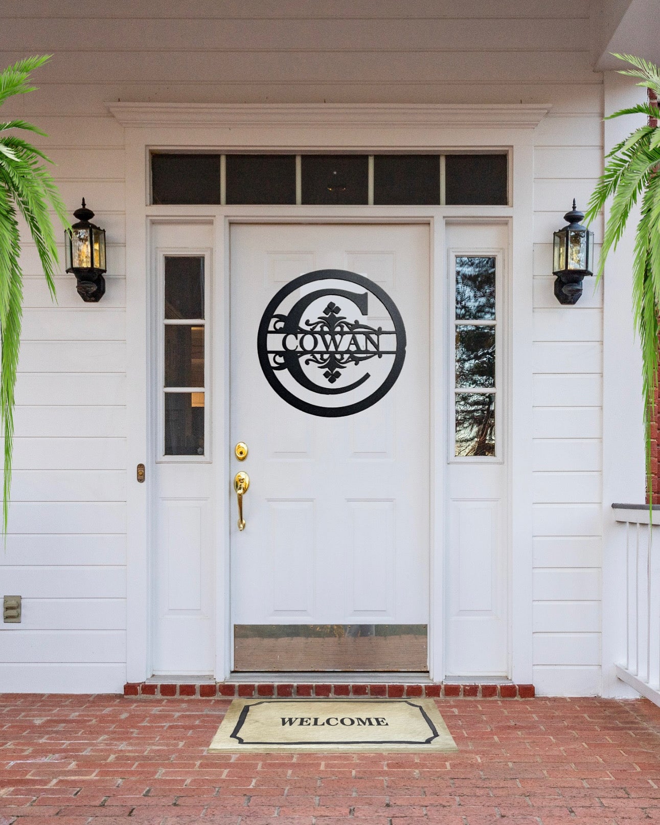 Personalized Monogram Wreath with Last Name