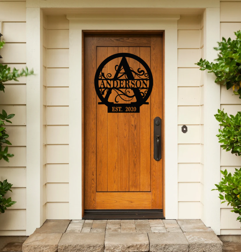 Personalized Monogram Wreath with Last Name and Established Date